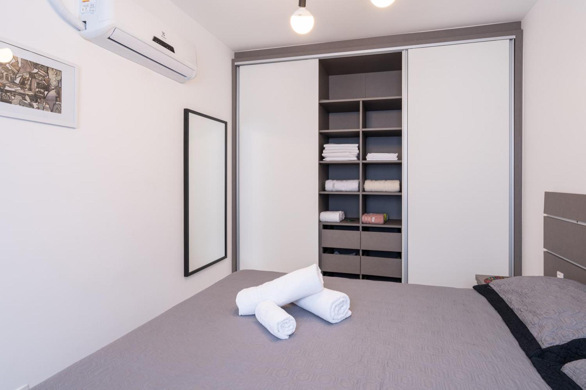 Apartamentos Em Bal Picarras 150 M Da Praia Com Sacada, Wi-Fi, Piscina, Portaria 24H, Playground E Vaga De Garagem Room photo