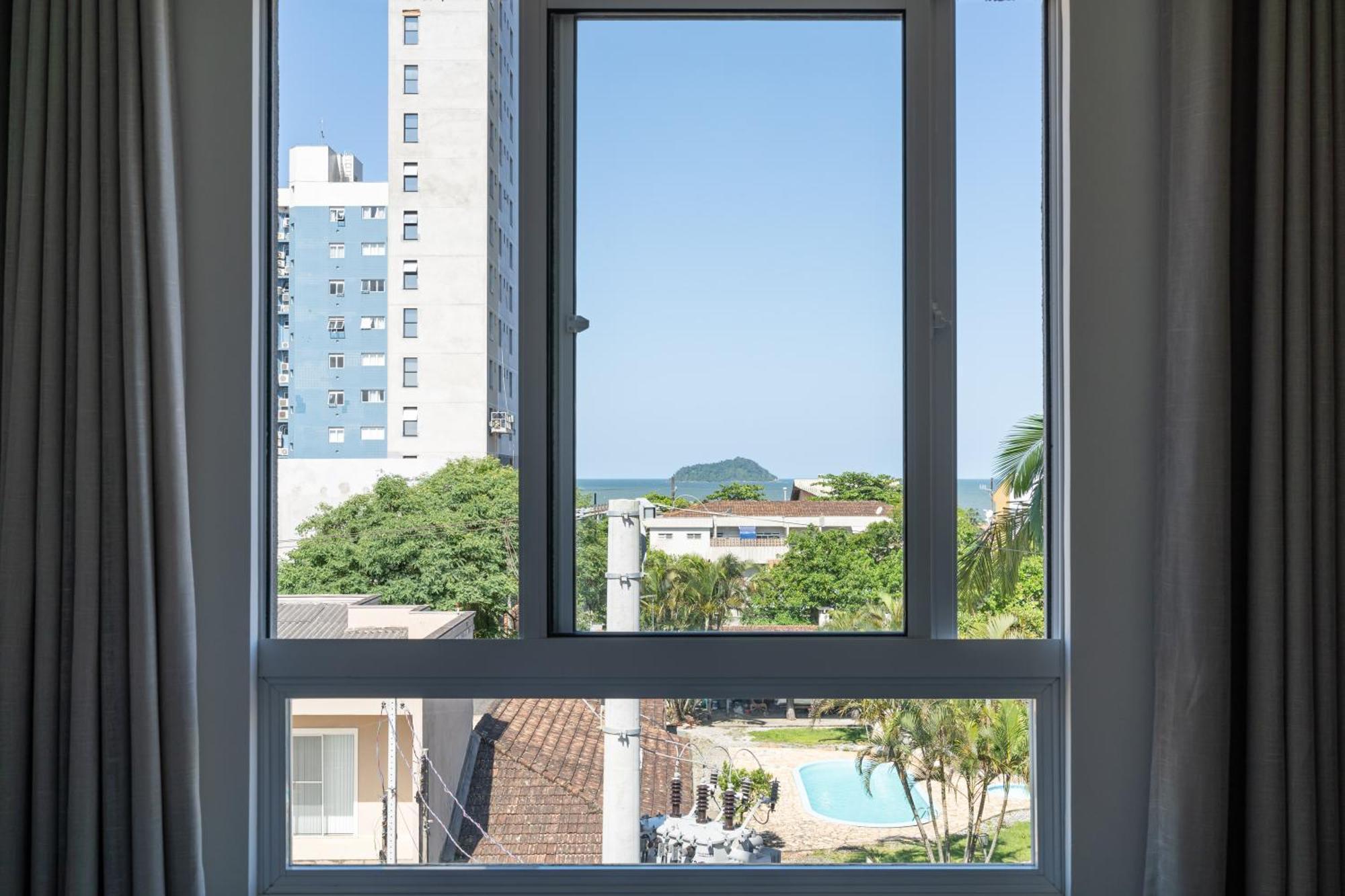 Apartamentos Em Bal Picarras 150 M Da Praia Com Sacada, Wi-Fi, Piscina, Portaria 24H, Playground E Vaga De Garagem Room photo